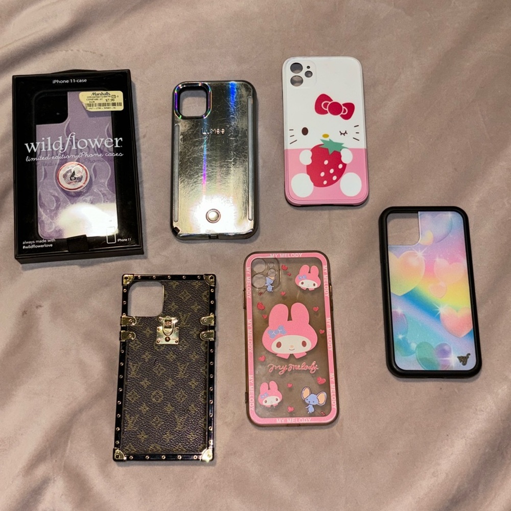 LOT IPhone 11 cases Hello Kitty, Lumee, Wildflower